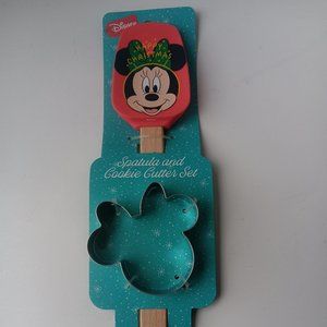 Disney Minnie Mouse Spatula & Cookie Cutter Set Red